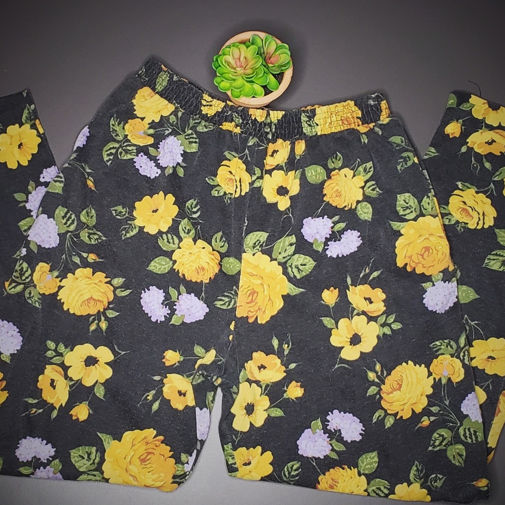 | Vintage | Black & Floral Print Lounge Pants
